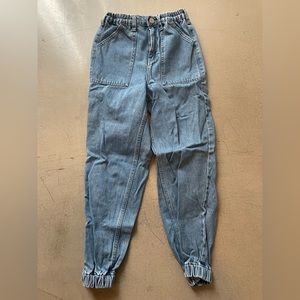 BDG Joggers in size 24.